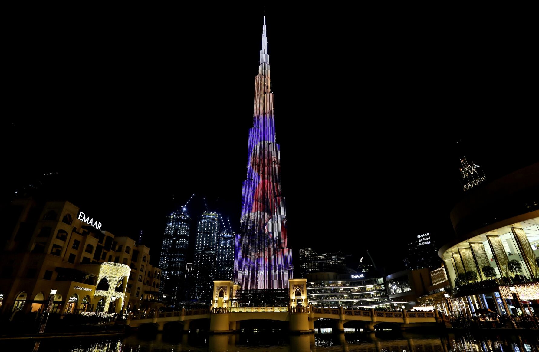 Emirates Kobe Bryant tribute